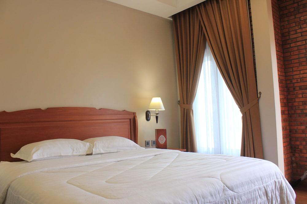 Thong'S Inn Hotel Kualanamu ميدان المظهر الخارجي الصورة