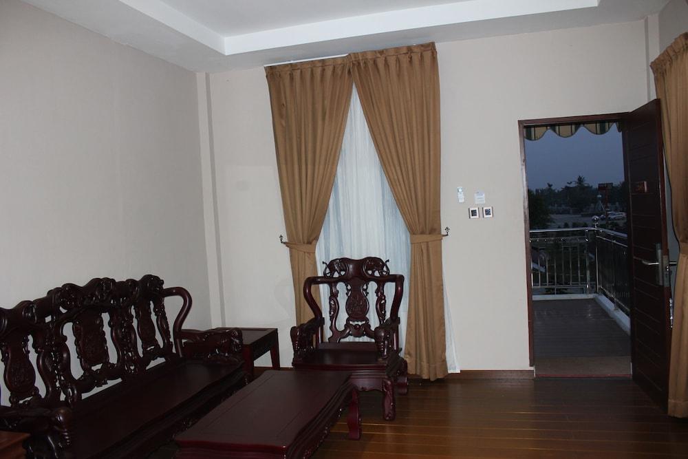 Thong'S Inn Hotel Kualanamu ميدان المظهر الخارجي الصورة