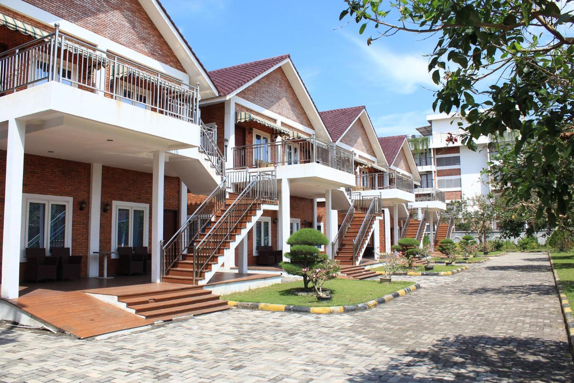 Thong'S Inn Hotel Kualanamu ميدان المظهر الخارجي الصورة