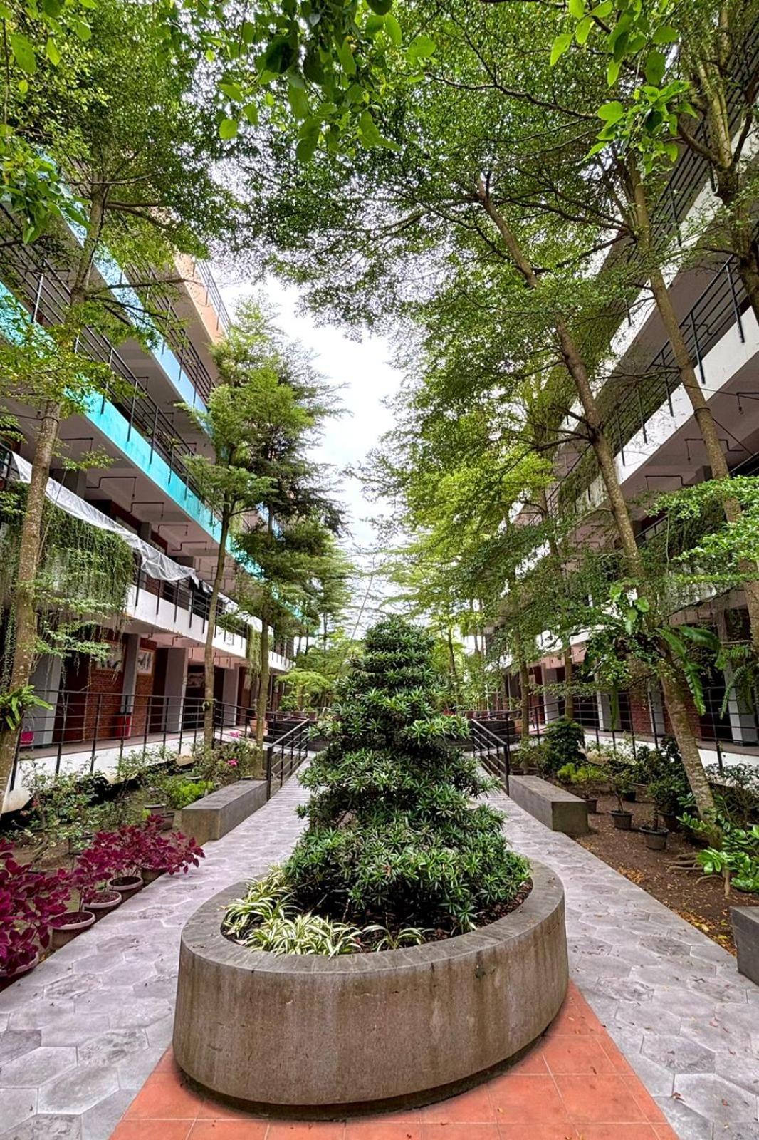 Thong'S Inn Hotel Kualanamu ميدان المظهر الخارجي الصورة
